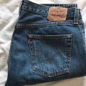 Levi’s 501 button fly jeans, EUC, W36 L34